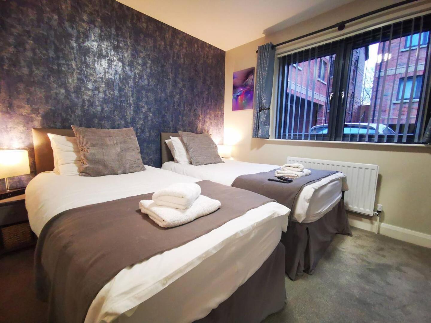 Belfast Central 2 Bedroom Luxurious Modern Stay Экстерьер фото