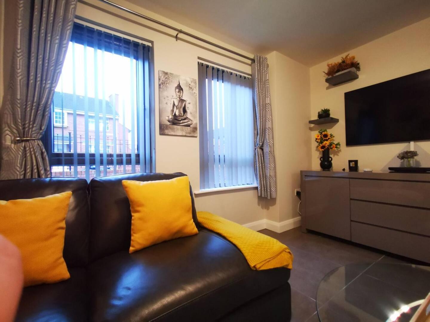 Belfast Central 2 Bedroom Luxurious Modern Stay Экстерьер фото